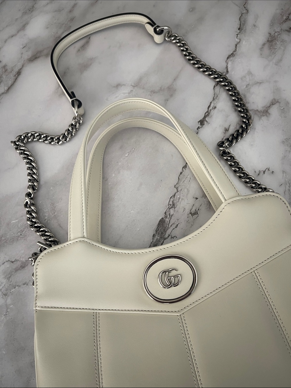 $3,250 New Gucci White GG Leather Top-Handle Bag Petite GG Medium Sienna calf - Picture 13 of 17